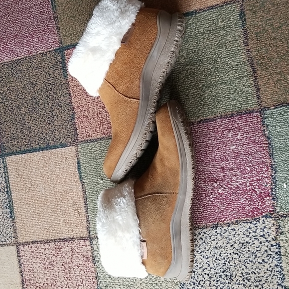 Minnetonka winter boots size 10 - Picture 2 of 6